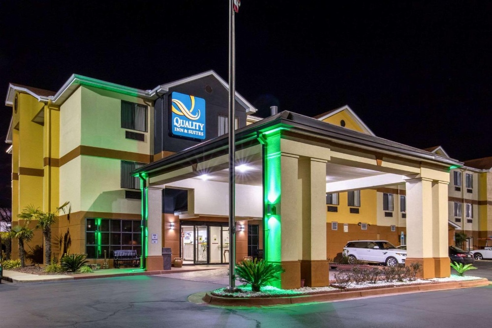 Quality Inn & Suites Montgomery East Carmichael Rd Main image