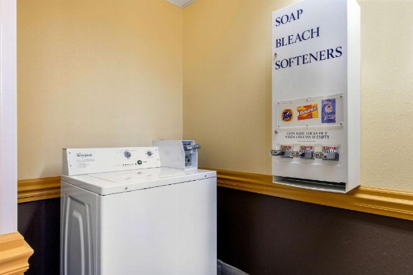 Quality Inn & Suites Montgomery East Carmichael Rd image 16