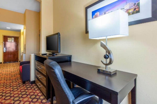 Quality Inn & Suites Montgomery East Carmichael Rd image 8